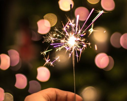 Spritzstange mit bunten Lichtern - wie Sexualität uns glücklich machen kann